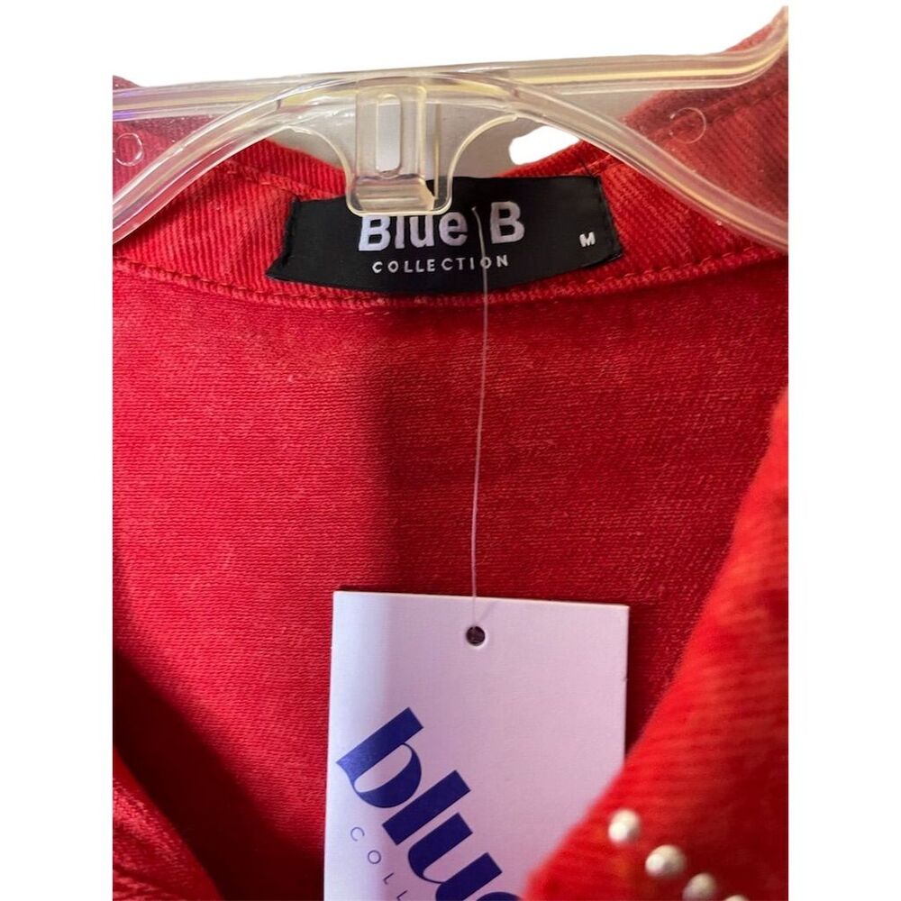 Blue B Collection Women’s Red Studded Frayed Hem Crop Denim Jacket Size M - Picture 3 of 4